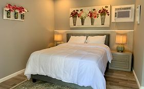 Green Acre Motel